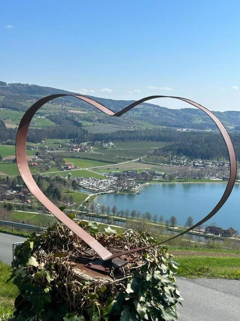 Zwei Schlafzimmer Ferienapartment Anna Am Stubenbergsee Inklusive Vier E-Bikes Buitenkant foto